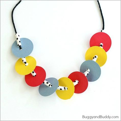 Necklace Craft for Kids Inspired by Press Here- BuggyandBuddy.com Campfire Crafts For Kids, Math Patterns, Dot Day, Fall Crafts For Kids, Love Anniversary, Necklace Craft, Pretty Necklaces, Craft For Kids, Math For Kids