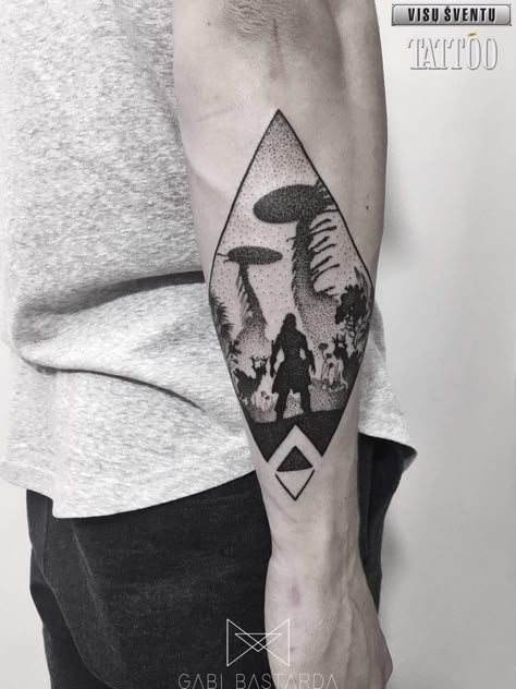 Horizon Forbidden West Tattoo Ideas, Horizon Game Tattoo, Video Game Inspired Tattoos, Horizon Zero Dawn Tattoo Ideas, Hzd Tattoo, Aloy Tattoo, Horizon Forbidden West Tattoo, Horizon Zero Dawn Tattoo, Horizon Tattoo