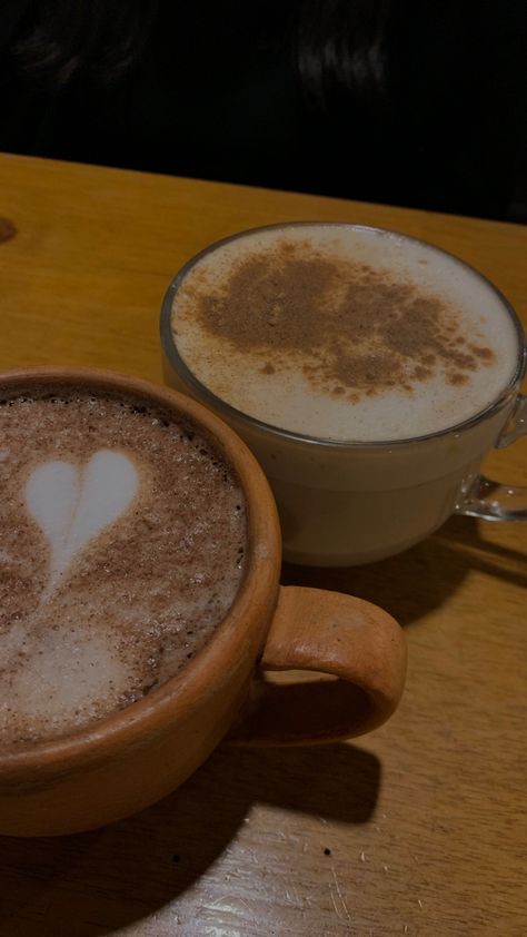 Coffee date Coffee Date Pics, Abc Dates, Coffee Date Aesthetic, Coffee Dates Aesthetic, Couple Pic, Coffee Obsession, Coffee Date, Coffee Addict, Hot Coffee