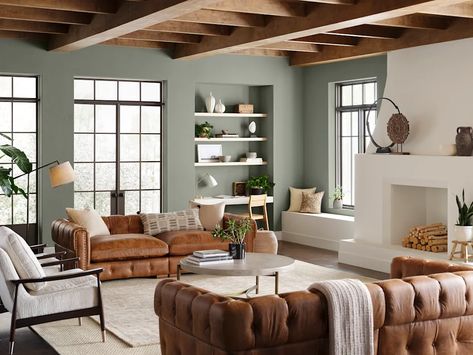 Sherwin-Williams Announces the 2022 Color of the Year is Evergreen Fog Evergreen Fog, Color Of The Year 2022, Top Paint Colors, Shoji White, Trending Paint Colors, Sherwin Williams Colors, 2022 Style, Green Paint Colors, Living Room Trends