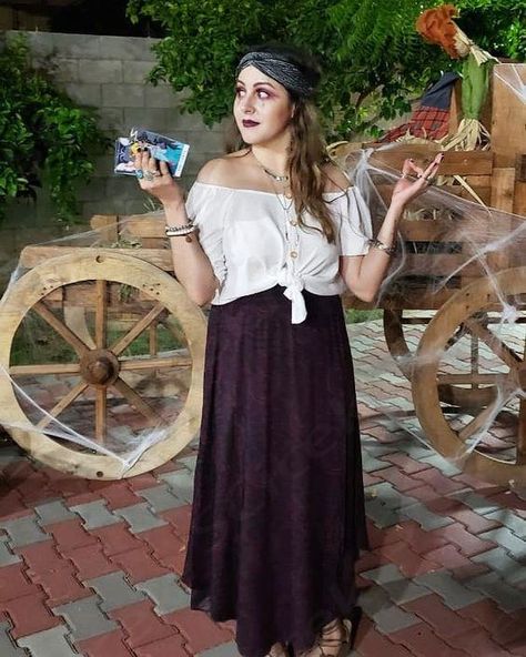 Tarot Reader Outfit, Tarot Outfit, Reader Outfit, Fortune Teller Outfit, Tarot Reader, Fortune Telling, Fortune Teller, Tarot Readers, Clothing Ideas