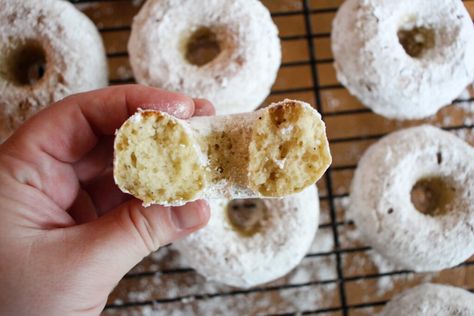 Easy Baked Sourdough Discard Powdered Sugar Donuts - The Simple Homeplace Sourdough Tips, Scrappy Cooking, Sourdough Breads, Using Sourdough Starter, Everything Sourdough, Recipe Using Sourdough Starter, Powdered Donuts, Sourdough Starter Discard Recipe, Discard Recipe