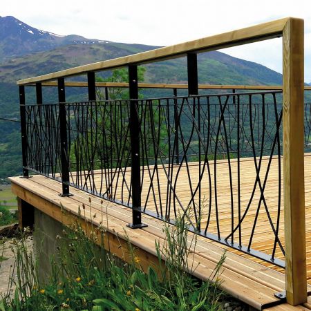 Garde corps métal et bois Garde Corps Metal, Grill Door Design, Balcony Railing Design, Wood Railing, Railings Outdoor, Steel Deck, Wrought Iron Fences, Porch Railing, Lan Can