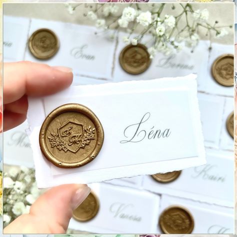 Looking for creative winter wedding place card ideas? Look no further! Our curated list of 7 elegant and unique winter wedding place card ideas will add a touch of sophistication to your special day. From snowflake-inspired designs to cozy rustic themes, these ideas are sure to impress your guests. Get inspired and make your winter wedding unforgettable with these stunning place cards. Wax Seal Wedding, Wedding Table Name Cards, Wedding Name Tags, Wedding Name Cards, Card Name, Name Place Cards, Table Place Cards, Transparent Paper, Wedding Name