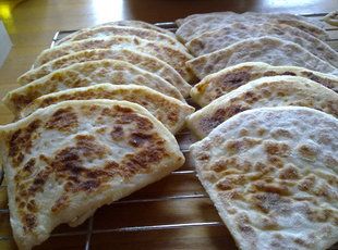 Scottish Tattie Scones Recipe | Just A Pinch Recipes Potato Scones Recipe, Potato Scones, Tattie Scones, Scottish Dishes, Uk Recipes, Scottish Recipes, Leftover Mashed Potatoes, Scones Recipe, Pub Food