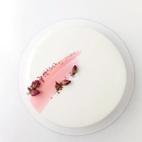 Mousse Cakes, Mirror Glaze Cake, Mirror Cake, Pastel Cakes, Simple Cake Designs, Funny Birthday Cakes, Mini Cakes Birthday, Creative Cake Decorating, Creative Birthday Cakes