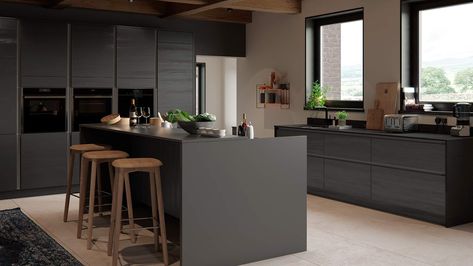 For the ultimate modern kitchen opt for a handless design. Pictured Larna Handleless (H Line) in Graphite with a Silk Graphite handle rail by Sigma 3 Kitchens. Grey Kitchen Inspiration, Black And Grey Kitchen, Modern Grey Kitchen, Light Grey Kitchens, Grey Kitchen Designs, Dark Grey Kitchen, Handleless Kitchen, Real Kitchen, Dark Kitchen