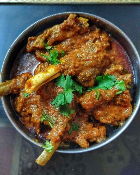 Chicken Thali, Kenyan Food, Goan Food, Food Spicy, Mutton Curry, Goan Recipes, Healthy Indian Recipes, Mutton Recipes, Food Indian