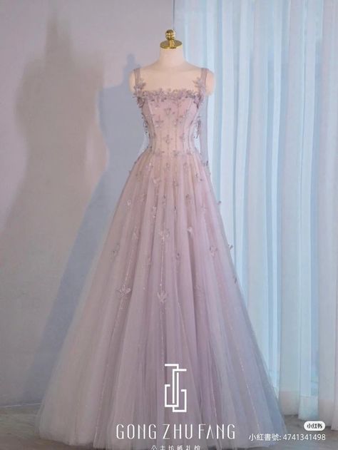 Princess Simple Dress, Enchanted Garden Prom Dress, Debut Gowns, Debut Dresses, Prom Dress Inspo, Prom Inspo, Beautiful Long Dresses, Pretty Quinceanera Dresses, Purple Gowns