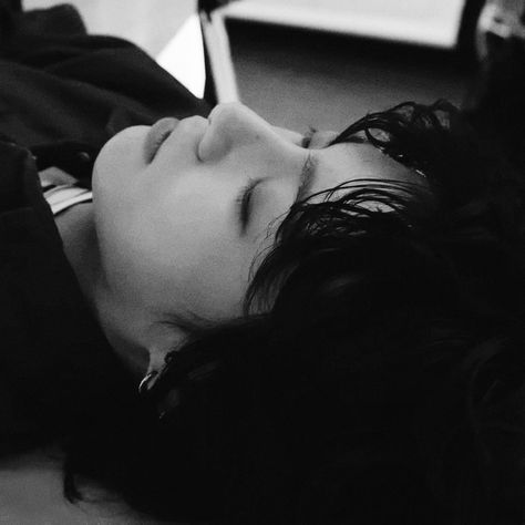 Jungkook Black, Jungkook Photo, Icons Jungkook, Jeongguk Jeon, Jungkook Icon, Jeon Jeongguk, Jungkook Cute, Foto Jungkook, Baby Star