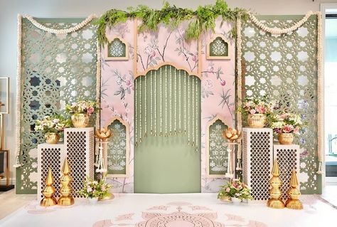 Haldi Backdrop, Leaf Decor Wedding, Naming Ceremony Decoration, Reception Stage Decor, Simple Stage Decorations, Themed Wedding Decorations, Wedding Stage Backdrop, Flower Garland Wedding, Wedding Decor Photos