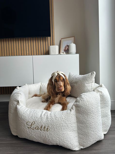 Luxury Dog Bedroom, Dog Bed In Bedroom, Girl Dog Beds, White Dog Bed, Fancy Dog Beds, Luxury Dog Bed, Dog Bedroom, Luxury Pet Beds, Puppy Room