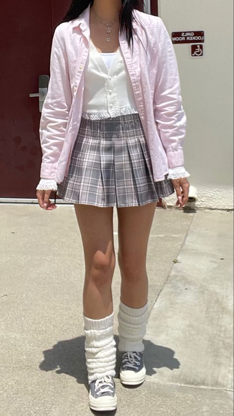 Plaid Skirt Pink Outfit, Plaid Pink Skirt Outfit, Grey Plaid Skirt Outfit, Pink Plaid Skirt Outfit, Checked Skirt Outfit, Pink Tartan Skirt, Pink Plaid Skirt Outfit Grunge, Grey Plaid Skirt, Red Plaid Skirt Outfit Grunge