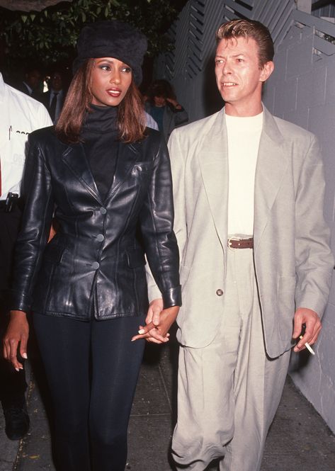 Iman Bowie, Iman And David Bowie, Early 90s Fashion, Jeans With Chains, Cream Suit, 90s Fashion Men, Straight Cut Jeans, Houndstooth Blazer, Red Blazer