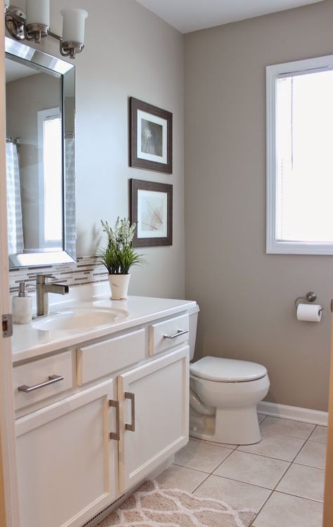 It's A Grandville Life : Guest Bathroom Reveal Beige Tile Bathroom, Best Bathroom Paint Colors, Makeover Kamar Mandi, Bathroom Vanity Remodel, Rustic Bathroom Vanities, Beige Tile, Beige Bathroom, Bathroom Paint Colors, Bathroom Color