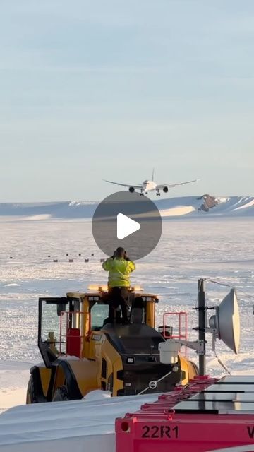 eviator on Instagram: "First ever Boeing 787 landing in Antarctica (Video: u/AnyAd6734) #aviation #pilot #plane #airplane #reels #avgeek #boeing #787" Airplane Reels, Boeing Planes, Air Plain, Airplane Landing, Small Airplanes, Pilots Aviation, Aviation World, Boeing 787, Airline Flights