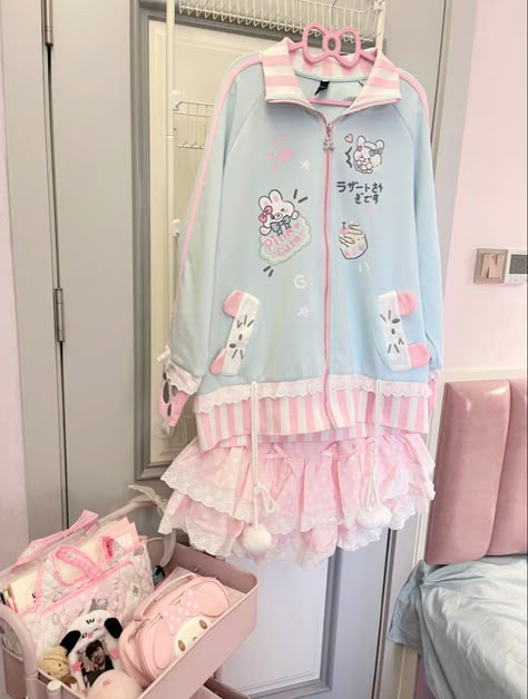 Yume Kawaii Fashion, Yumekawaii Fashion, Cutecore Clothes, Kawaii Outfit Ideas, Kawaii Sweater, Yume Kawaii, Kawaii Fashion Outfits, Cute Comfy Outfits, Alternative Outfits