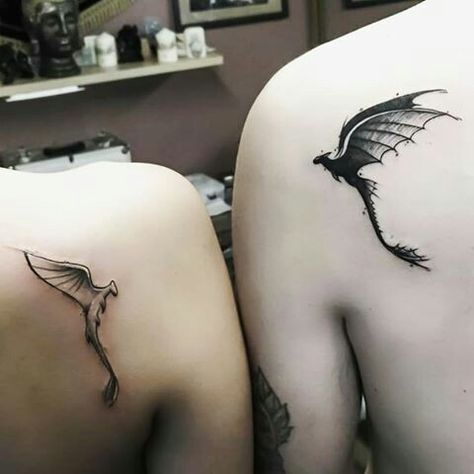 Night Fury Light Fury Tattoo, Light And Night Fury Tattoo, Toothless And Light Fury Tattoo Ideas, Toothless Matching Tattoo, Toothless And Light Fury Matching Tattoos, Night Fury Tattoo Ideas, Toothless And Light Fury Tattoo Couples, Light Fury And Toothless Tattoo, Night Fury And Light Fury Tattoo