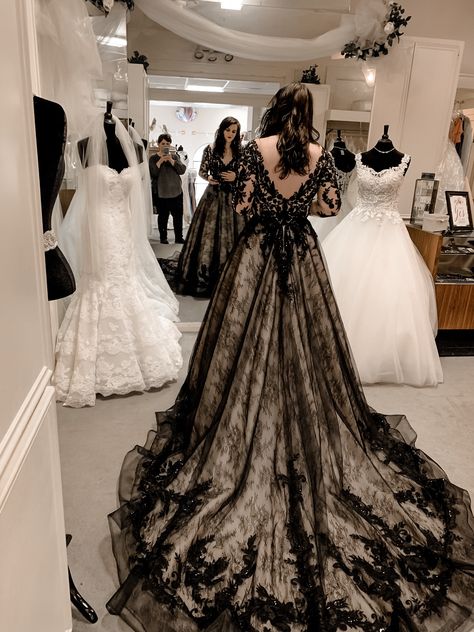 White Dress With Black Lace Wedding, Nude Wedding Dress With Black Lace, Black Wedding Dresses Trumpet, White Dress Black Lace Wedding, Black Lace Long Sleeve Wedding Dress, Goth Wedding Dresses Fairy, Simple Black Wedding Dress Lace, Black Sleeved Wedding Dress, Evil Bride Dress