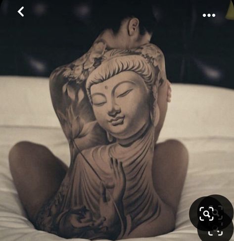 Buddha Back Tattoo, Tattoo Espalda Mujer, Buddhism Tattoo, Buddha Tattoo Sleeve, Buda Tattoo, Lotus Buddha, Catrina Tattoo, Buddha Tattoo Design, Buddha Tattoos