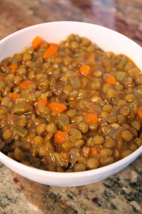 Italian Wife, Lentil Soup Recipe, Bacon Soup, Lentil Soup Recipes, Lentil Stew, Lentil Recipes, Soup And Sandwich, Lentil Soup, Easy Delicious