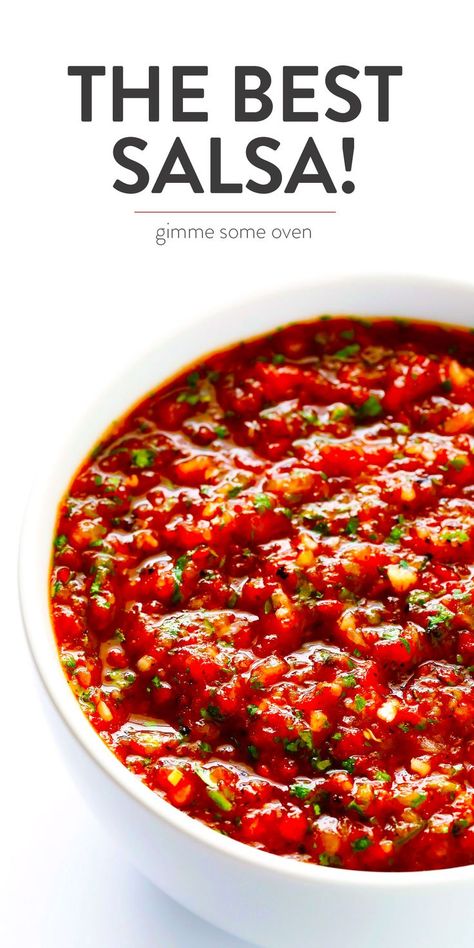 My all-time favorite homemade salsa recipe!! It's quick and easy to make in a food processor or blender, it's easy to make spicy or mild, and it is SO flavorful and delicious! | Gimme Some Oven #mexican #salsa #appetizer #dip #easyrecipes Restaurant Style Salsa Recipe, Best Salsa Recipe, Mexican Salsa Recipes, Best Salsa, Restaurant Style Salsa, Homemade Salsa Recipe, Mexican Salsa, Salsa Recipes, Gimme Some Oven