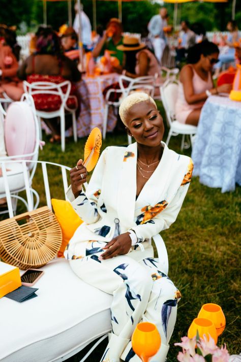 15 Photos Of Black Folks Showing Up And Showing Out At the 2019 Veuve Clicquot Polo Classic - Travel Noire Tea Party Attire, Veuve Cliquot, Veuve Clicquot Polo Classic, Travel Noire, Polo Match, Polo Classic, Classic Outfits, Look At You, Look Fashion