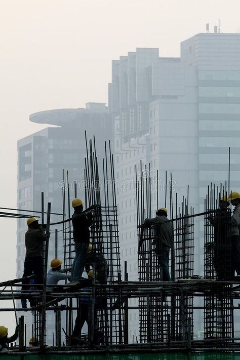 Labour Working At Construction Site, Construction Vision Board, Construction Site Aesthetic, Construction Worker Aesthetic, Construction Site Photography, Construction Ads, Construction Aesthetic, Site Engineer, Construction Engineer