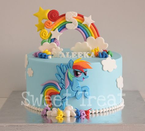 Rainbow dash cake  #customized #cakes #rainbowdash Rainbow Dash Birthday Cake, Rainbow Dash Cake, Unicorn Cake Design, Rainbow Dash Birthday, Cake Rainbow, First Birthday Cupcakes, My Little Pony Cake, 5th Birthday Cake, Little Pony Cake