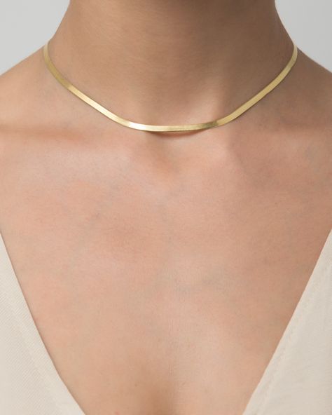 Rose Gold Choker, Italian Necklace, Necklace Outfit, Gold Snake Chain, Herringbone Necklace, Necklace Rose Gold, Onyx Jewelry, Snake Necklace, Necklace Rose