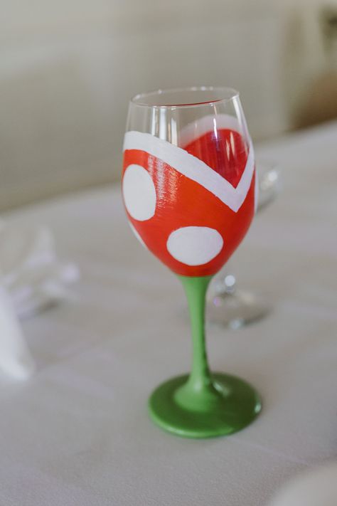 Image Super Mario Wedding, Nintendo Crafts, Mario Wedding, Mario Crafts, Video Game Wedding, 4de Verjaardag, Gamer Wedding, Nerd Wedding, Mario Bros Party