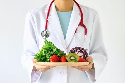 Increasing plant-based offerings at hospitals can improve community health outcomes https://www.worldhealth.net/news/increasing-plant-based-offerings-hospitals-can-improve-community-health-outcomes/ Family Nutrition, Turmeric Benefits, Weights For Women, Fresh Fruits, Fresh Fruits And Vegetables, Proper Nutrition, Fitness Nutrition, Eating Habits, Nutrition Recipes