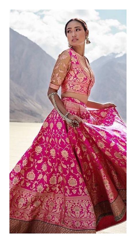 Lengha White, Wedding Ideas Flowers, Pink Indian Wedding, Red Indian Wedding, Lehenga Choli For Wedding, Pink Lehenga Choli, Choli For Wedding, Designer Bridal Lehenga Choli, Top Websites