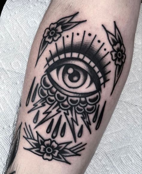 Traditional Eye Tattoo, Traditional Tattoo Eye, Seeing Eye Tattoo, All Seeing Eye Tattoo, Eyeball Tattoo, Tattoo Eye, Traditional Tattoo Old School, Web Tattoo, Tattoos Mandala