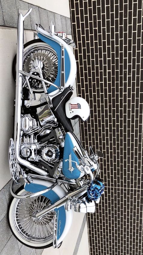 Motocykle Harley Davidson, Harley Softail Deluxe, Softail Bobber, Harley Davidson Pictures, Custom Motorcycles Harley, Motos Harley, Harley Davidson Baggers, Moto Custom, Softail Custom