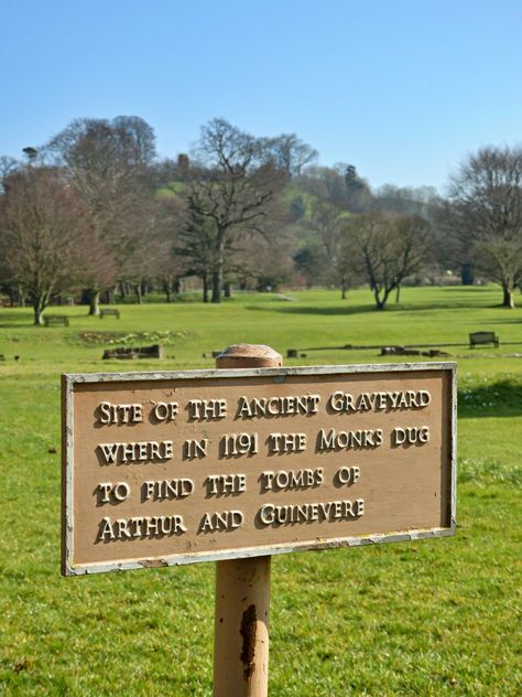 The site at Glastonbury where the monks, in 1191, dug to find the tombs of King Arthur and Guinevere. #KingArthur #Guinevere #Glastonbury King Arthur And Guinevere, Magical Britain, Guinevere King Arthur, Arthur And Guinevere, Queen Eleanor, Glastonbury England, Glastonbury Abbey, Tintagel Castle, King Arthur Legend