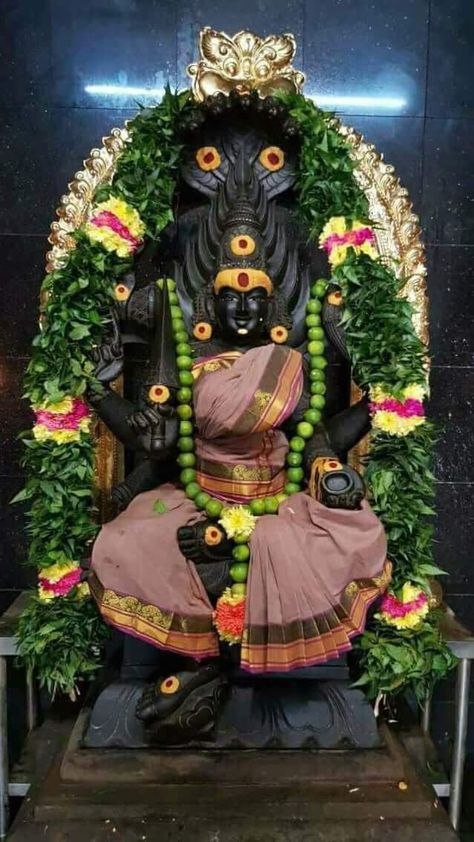 Maa Shakti, Hindu Statues Goddesses, Devi Images Hd, Radhe Krishna Wallpapers, Saraswati Goddess, Lord Murugan Wallpapers, Happy Navratri Images, Whatsapp Videos, Shakti Goddess