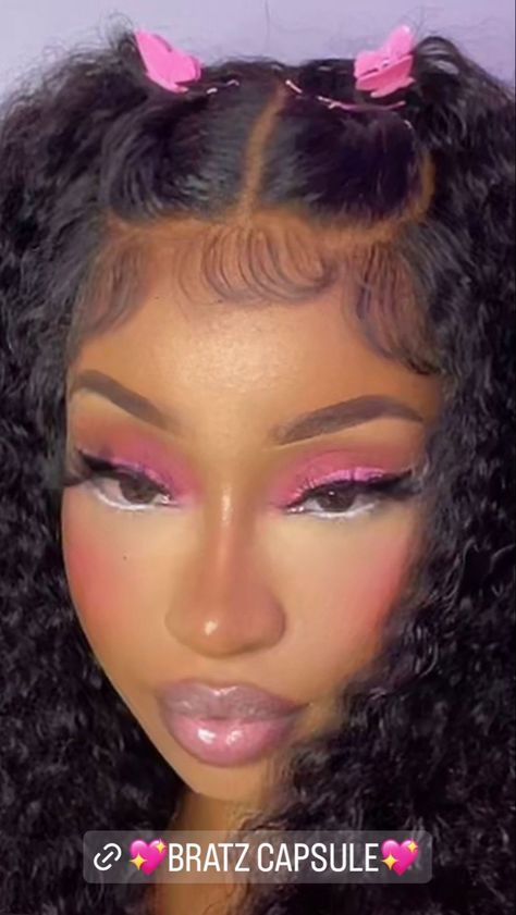 Brats Inspired Makeup, Pink Bratz Doll Makeup, Pink Makeup Look Black Women, Bratz Makeup Look Black Women, Bratz Doll Makeup Look Pink, Pink And White Makeup Looks Black Women, Brats Doll Makeup Looks, Pink Bratz Makeup, Pink Doll Makeup Look