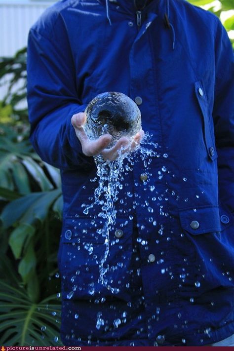 Ball Of Water Water Bending, Elemental Powers, Water Powers, Magic Aesthetic, Water Element, Water Art, Arte Fantasy, 판타지 아트, Story Inspiration