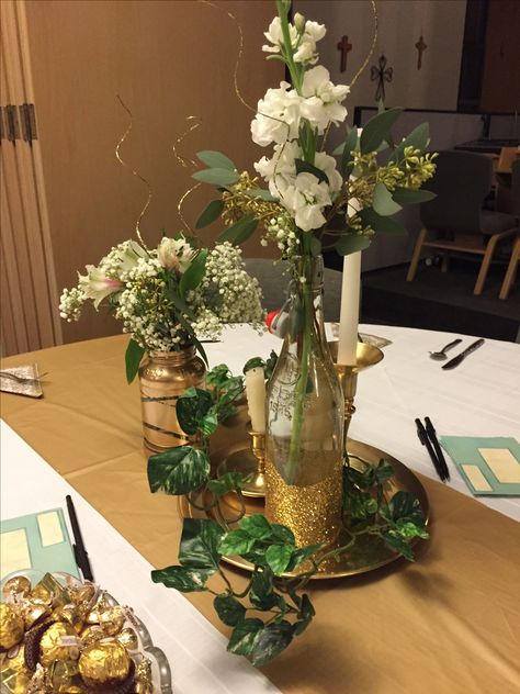 Gold/white/green bridal shower. Green And Gold Bridal Shower Ideas, Green Bridal Showers, White Bridal Shower, Bridal Shower Tables, Wedding Shower Decorations, Moms Birthday, Gold Bridal Showers, Engagement Celebration, Bridal Brunch