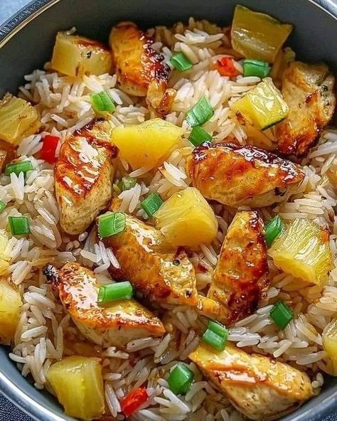 The Pioneer Woman Ree Drummond Community | 🍍🍚 Pineapple Chicken and Rice | Facebook Hawaiian Pineapple Chicken, Pineapple Chicken And Rice, Recipes Pineapple, Jamie Oliver Recipes, Pineapple Chicken, Rice Ingredients, Bariatric Recipes, Chicken And Rice, Healthy Kitchen