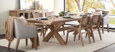 Toscana Table Pottery Barn, Pottery Barn Toscana Dining Table, Pottery Barn Dining Room Ideas, Pottery Barn Paint Colors, Pottery Barn Dining Room, Pottery Barn Paint, Outdoor Dinnerware, Small Entryways, Leather Dining Chairs