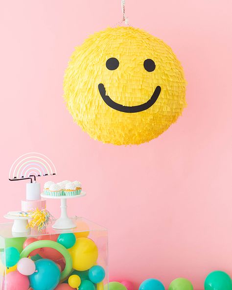 Smiley Face Third Birthday, Happy Face Pinata, Happy Face Party Ideas, Happy Face Birthday, Smiley Face Birthday Party, Smiley Face Party, Smiley Birthday, Smiley Party, Smiley Face Birthday