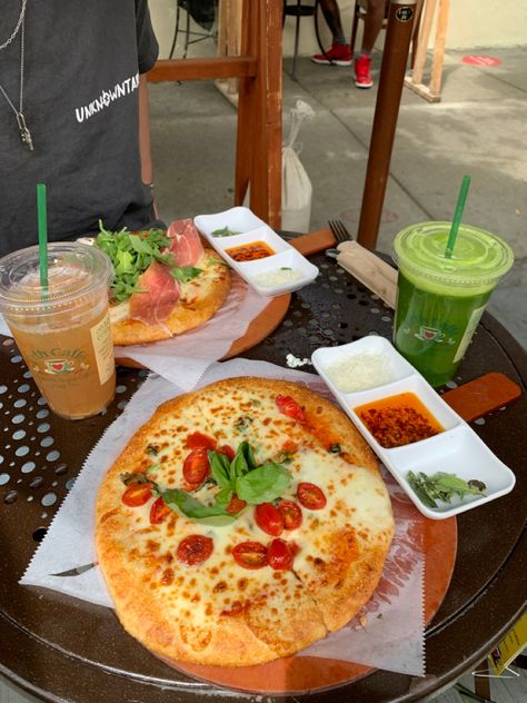 Urth Caffe food and drinks Urth Cafe Aesthetic, Urth Caffe, Cafe Aesthetic, Food Inspo, Food Goals, Food Obsession, Vegetable Pizza, Good Eats, Cappuccino