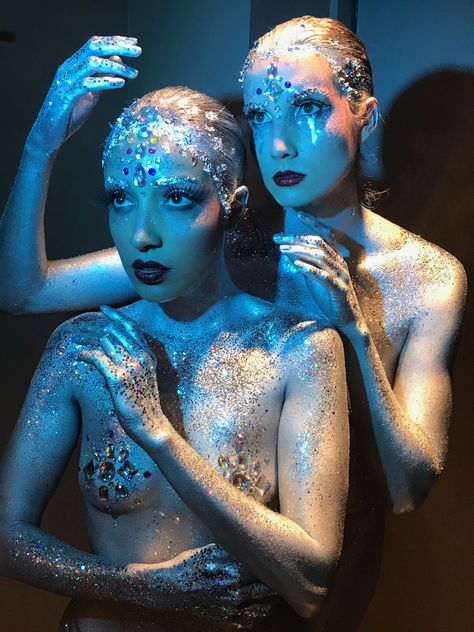 Women wearing blue body glitter paint ~.~ The Avant Garde, Body Glitter, Glitter Paint, All Things Beauty, Body Painting, Creative Director, Winter Wonderland, Circus, Night Life