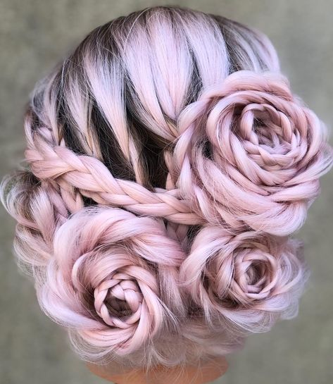 Roses In Hair Hairstyles, Spring Hair Styles, Braided Rose Hairstyle, Rose Braid, Fantasy Ideas, Quince Ideas, Spring Hair, Hairstyle Inspiration, Braid Ideas