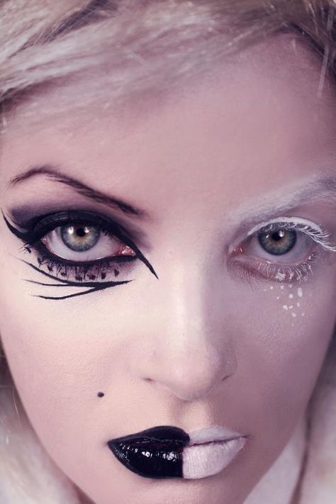 Girls face half Black &  half white makeup Color Guard Makeup, White Eyeliner Makeup, Black And White Makeup, Theatre Makeup, Theatrical Makeup, White Makeup, White Eyeliner, Goth Makeup, Stage Makeup