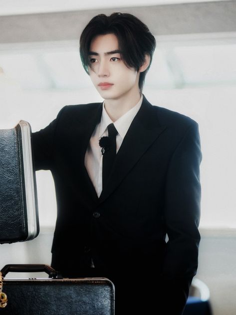 enhypen sunghoon suit black hair enoclock icon pfp Sunghoon Suit Black, Enhypen Suit, Sunghoon Black Hair, Sunghoon Black, Sunghoon Park, 17 Kpop, Man And Wife, Enhypen Sunghoon, Suit Black