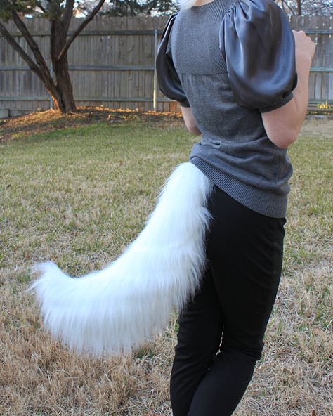 Diy Dog Ears, Fursuit Tail Ideas, Fursuit Collar, Dog Ears And Tail, Tail Pattern Fursuit, Cat Ears And Tail Set, Cosplay Tail, Wolf Ears And Tail, Wolf Tail