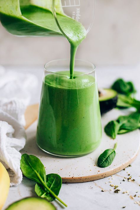 Avocado Banana Smoothie, Rich and Tasty | The Awesome Green Avocado Banana Smoothie, Low Sugar Smoothies, Smoothie Benefits, Celery Juice Benefits, Turmeric Smoothie, Banana Drinks, Alfalfa Sprouts, Avocado Banana, Creamy Smoothies